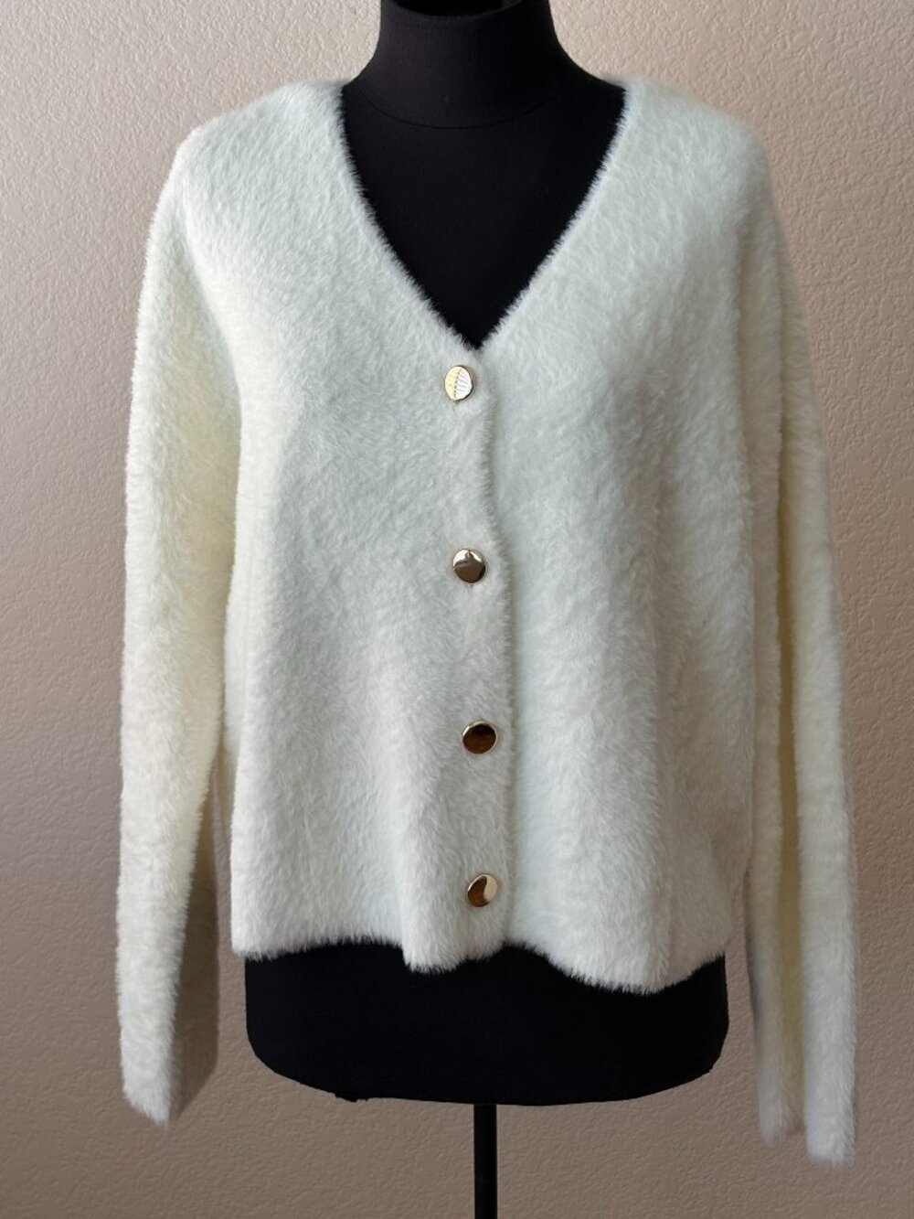 A New Day Eyelash Knit Cardigan Sweater Large NWT Cream Fuzzy Gold Button Soft